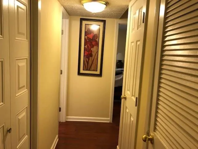5135 Roswell Road Unit 02, Atlanta, Georgia 30342, 2 Bedrooms Bedrooms, ,2 BathroomsBathrooms,Residential,Sold,5135 Roswell Road Unit 02,6001094