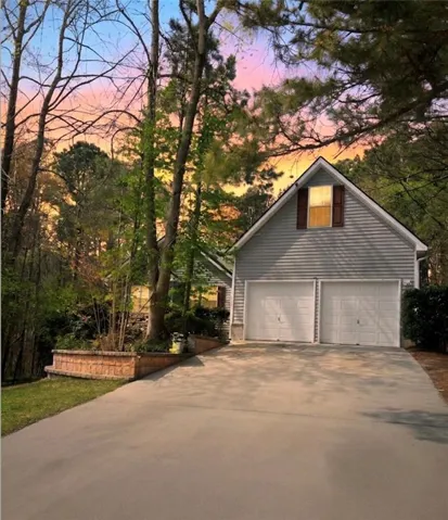 2072 Amberly Crossing Lane, Dacula, Georgia 30019