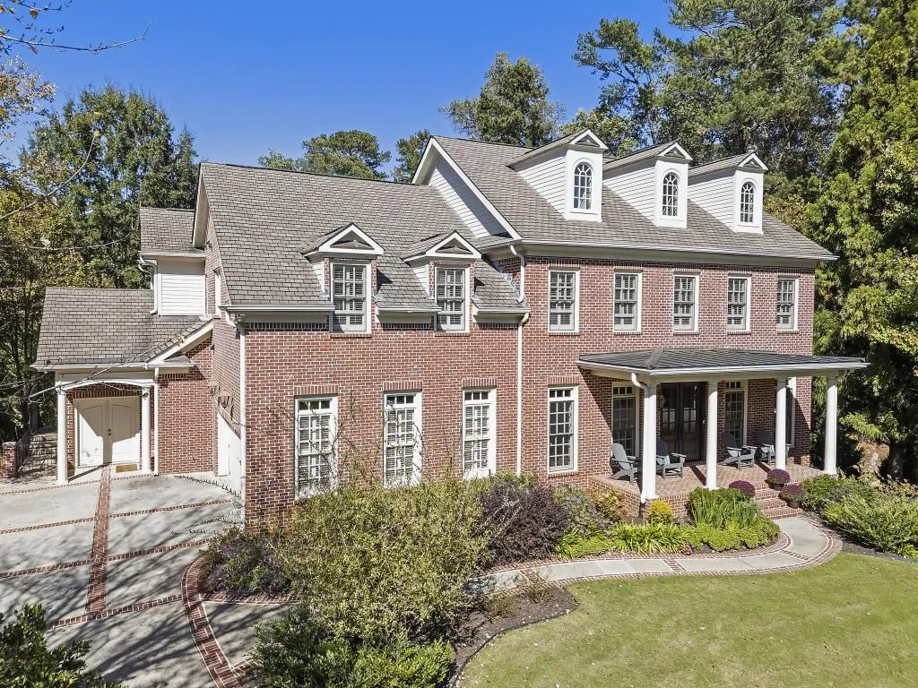 390 Ivy Knoll Ne, Atlanta, Georgia 30342, 6 Bedrooms Bedrooms, ,4 BathroomsBathrooms,Residential,For Sale,390 Ivy Knoll Ne,7670815 390 Ivy Knoll Ne, Atlanta, Georgia 30342, 6 Bedrooms Bedrooms, ,4 BathroomsBathrooms,Residential,For Sale,390 Ivy Knoll Ne,7670815