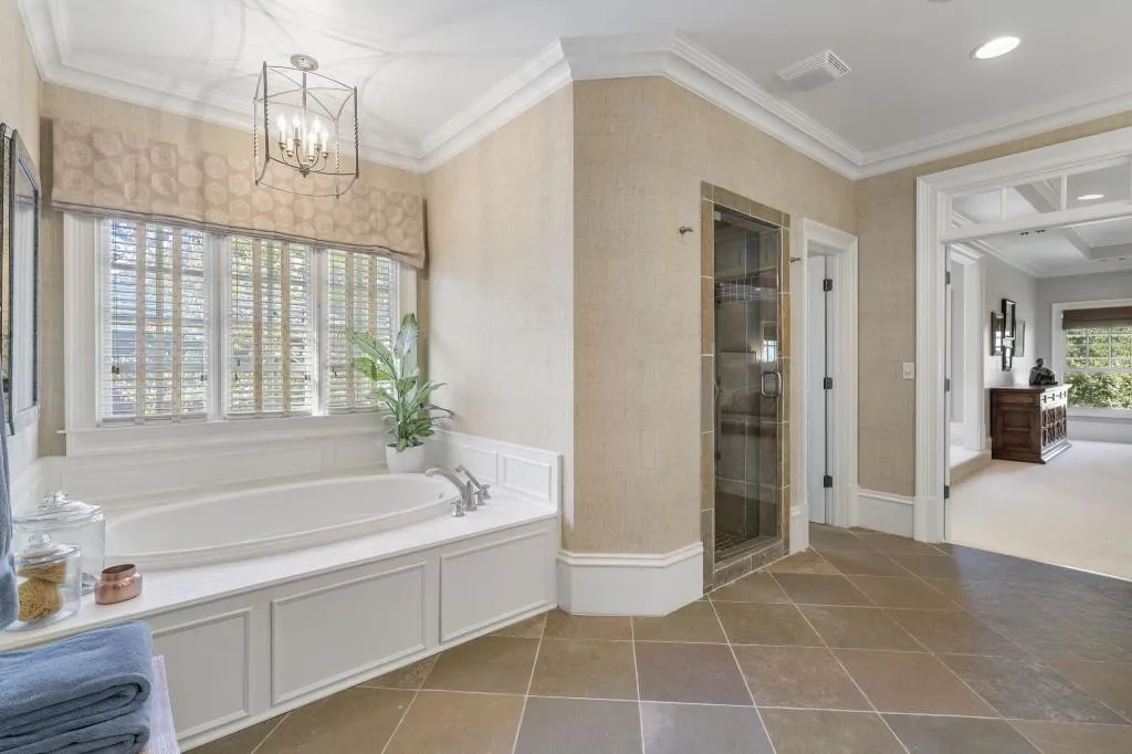 390 Ivy Knoll Ne, Atlanta, Georgia 30342, 6 Bedrooms Bedrooms, ,4 BathroomsBathrooms,Residential,For Sale,390 Ivy Knoll Ne,7670815 390 Ivy Knoll Ne, Atlanta, Georgia 30342, 6 Bedrooms Bedrooms, ,4 BathroomsBathrooms,Residential,For Sale,390 Ivy Knoll Ne,7670815