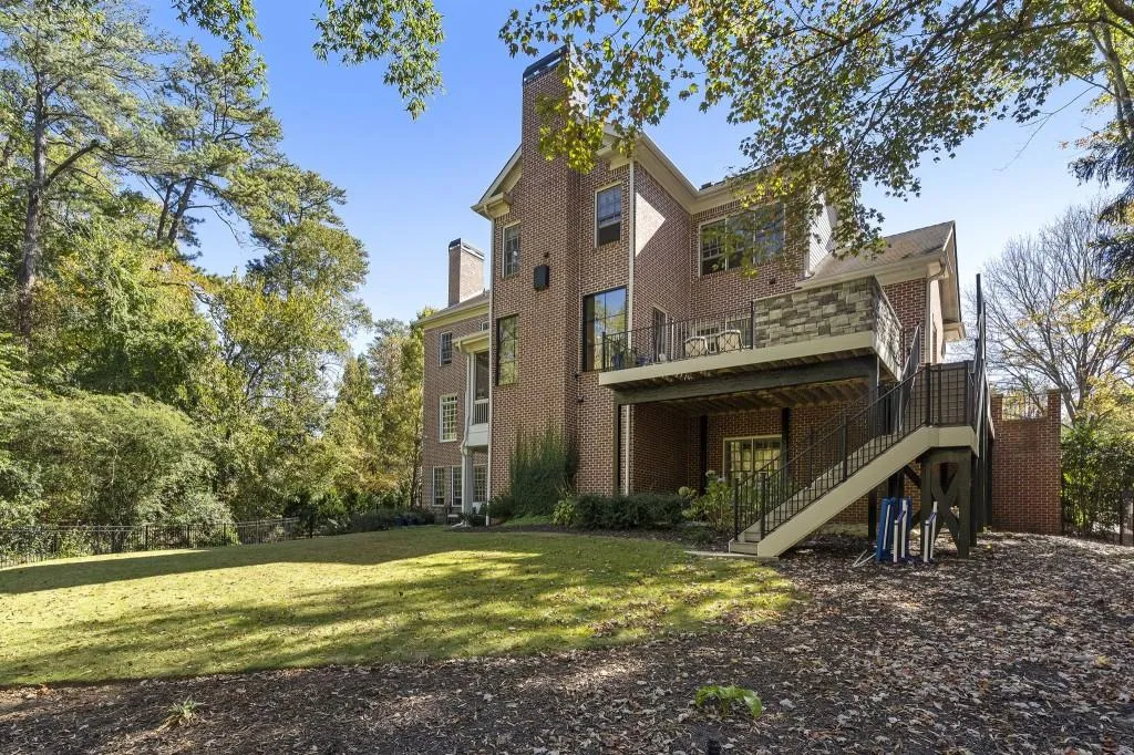 390 Ivy Knoll Ne, Atlanta, Georgia 30342, 6 Bedrooms Bedrooms, ,4 BathroomsBathrooms,Residential,For Sale,390 Ivy Knoll Ne,7670815 390 Ivy Knoll Ne, Atlanta, Georgia 30342, 6 Bedrooms Bedrooms, ,4 BathroomsBathrooms,Residential,For Sale,390 Ivy Knoll Ne,7670815