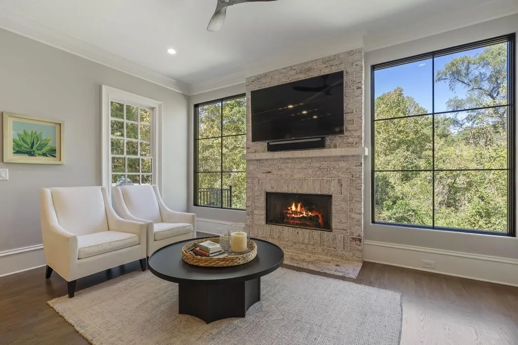 390 Ivy Knoll Ne, Atlanta, Georgia 30342, 6 Bedrooms Bedrooms, ,4 BathroomsBathrooms,Residential,For Sale,390 Ivy Knoll Ne,7670815 390 Ivy Knoll Ne, Atlanta, Georgia 30342, 6 Bedrooms Bedrooms, ,4 BathroomsBathrooms,Residential,For Sale,390 Ivy Knoll Ne,7670815