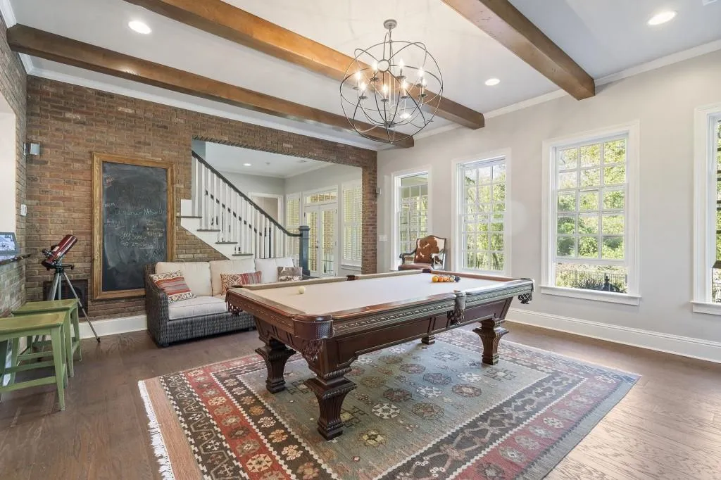 390 Ivy Knoll Ne, Atlanta, Georgia 30342, 6 Bedrooms Bedrooms, ,4 BathroomsBathrooms,Residential,For Sale,390 Ivy Knoll Ne,7670815 390 Ivy Knoll Ne, Atlanta, Georgia 30342, 6 Bedrooms Bedrooms, ,4 BathroomsBathrooms,Residential,For Sale,390 Ivy Knoll Ne,7670815