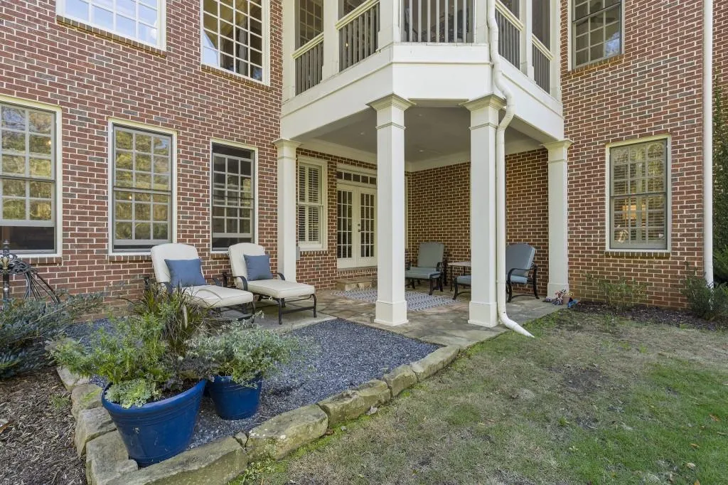 390 Ivy Knoll Ne, Atlanta, Georgia 30342, 6 Bedrooms Bedrooms, ,4 BathroomsBathrooms,Residential,For Sale,390 Ivy Knoll Ne,7670815 390 Ivy Knoll Ne, Atlanta, Georgia 30342, 6 Bedrooms Bedrooms, ,4 BathroomsBathrooms,Residential,For Sale,390 Ivy Knoll Ne,7670815