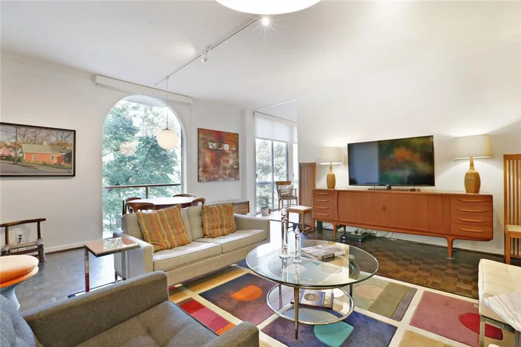 130 26th Street Nw Unit 301, Atlanta, Georgia 30309, 2 Bedrooms Bedrooms, ,1 BathroomBathrooms,Residential,Sold,130 26th Street Nw Unit 301,5883776
