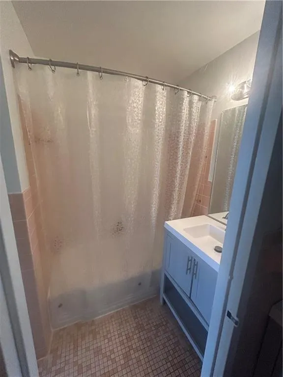 3060 Pharr Court N Street Unit 607, Atlanta, Georgia 30305, 2 Bedrooms Bedrooms, ,1 BathroomBathrooms,Residential,For Sale,3060 Pharr Court N Street Unit 607,7641656
