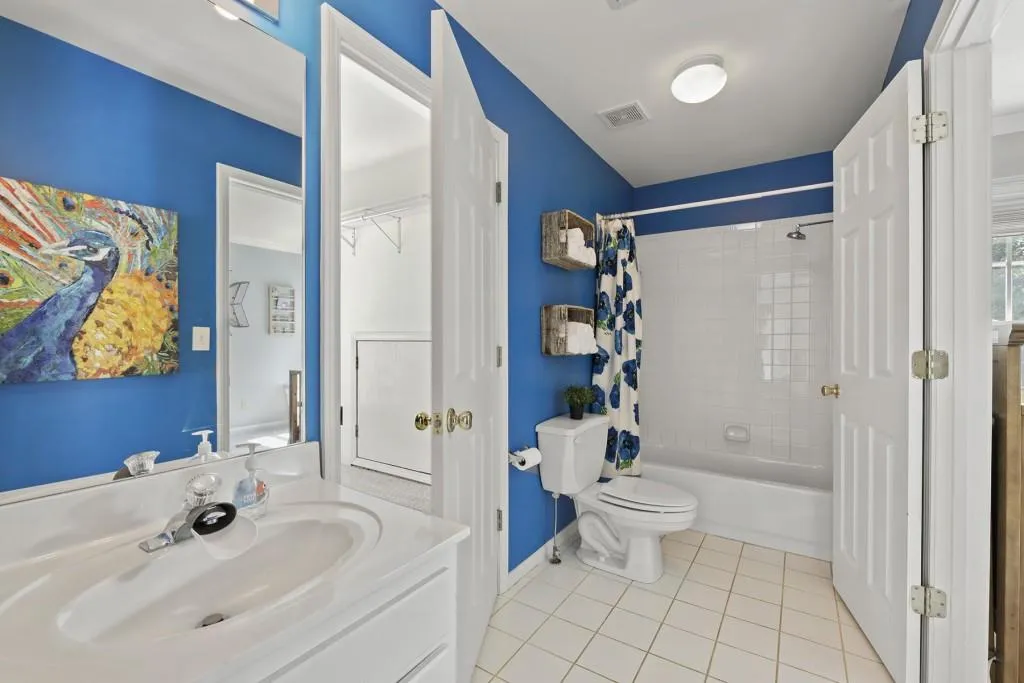 545 Fountain Oaks Way, Atlanta, Georgia 30342, 4 Bedrooms Bedrooms, ,3 BathroomsBathrooms,Residential,Sold,545 Fountain Oaks Way,6911238