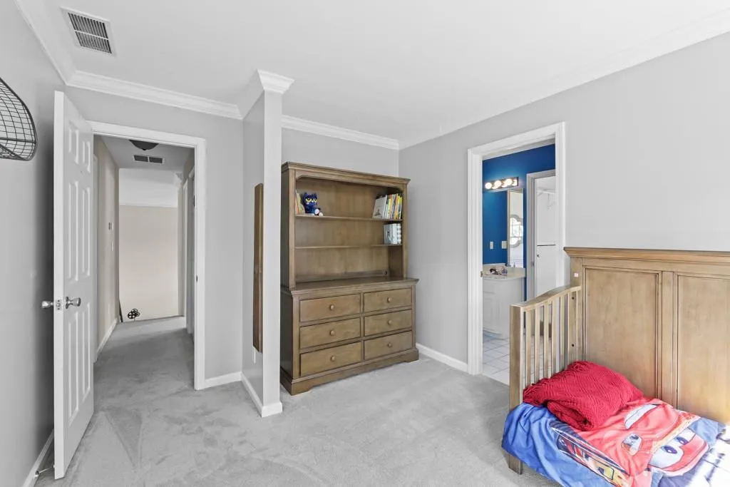 545 Fountain Oaks Way, Atlanta, Georgia 30342, 4 Bedrooms Bedrooms, ,3 BathroomsBathrooms,Residential,Sold,545 Fountain Oaks Way,6911238