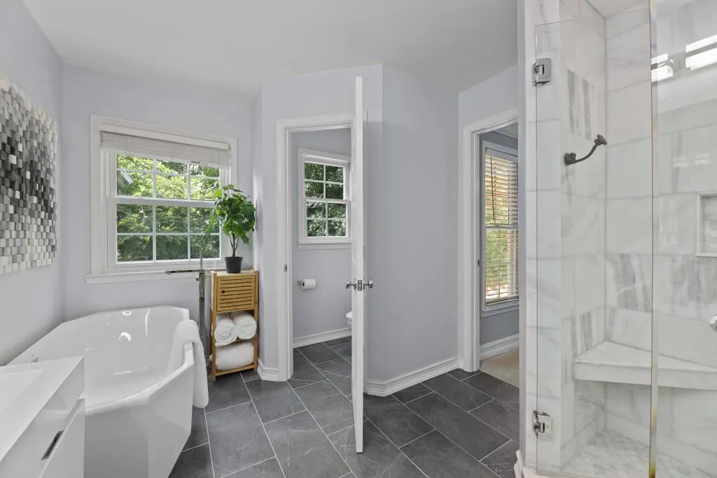 545 Fountain Oaks Way, Atlanta, Georgia 30342, 4 Bedrooms Bedrooms, ,3 BathroomsBathrooms,Residential,Sold,545 Fountain Oaks Way,6911238