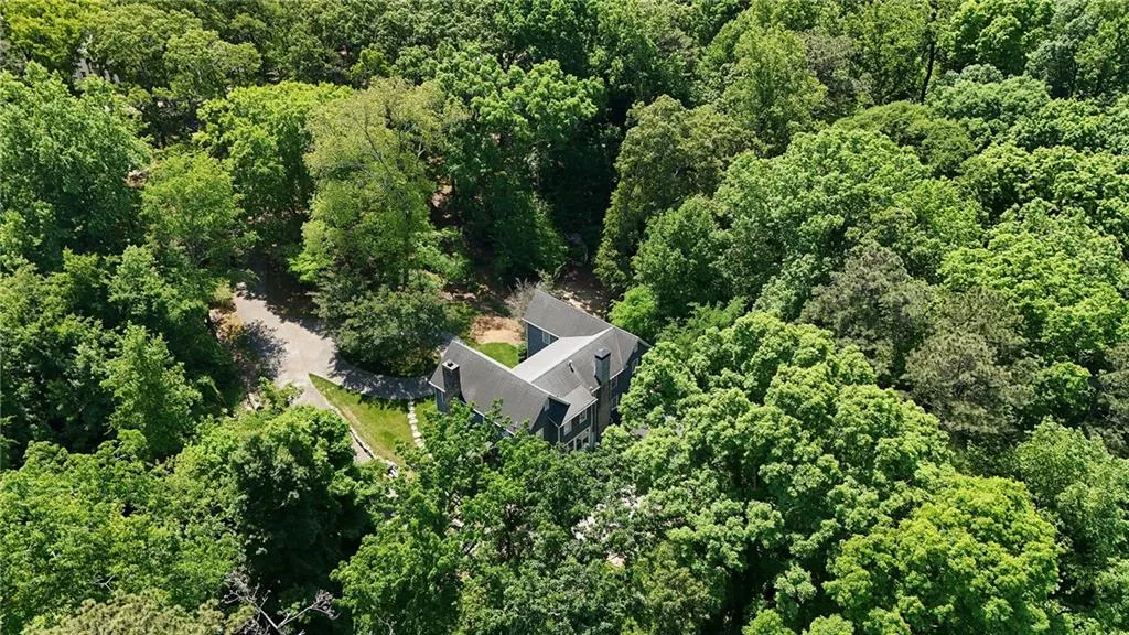 5280 Riverview Road, Atlanta, Georgia 30327, 5 Bedrooms Bedrooms, ,3 BathroomsBathrooms,Land,For Sale,5280 Riverview Road,7758673
