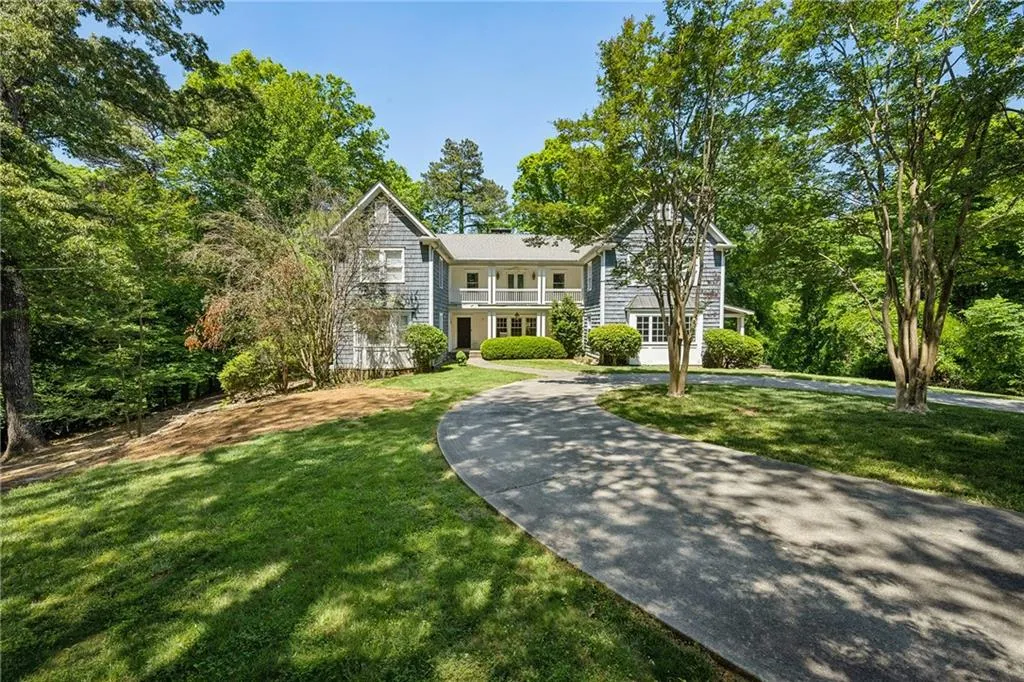 5280 Riverview Road, Atlanta, Georgia 30327, 5 Bedrooms Bedrooms, ,3 BathroomsBathrooms,Land,For Sale,5280 Riverview Road,7758673