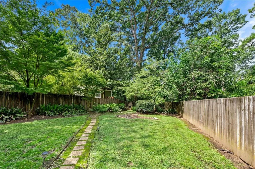 1146 Palafox Dr, Atlanta, Georgia 30324, 3 Bedrooms Bedrooms, ,1 BathroomBathrooms,Residential,For Sale,1146 Palafox Dr,7635339