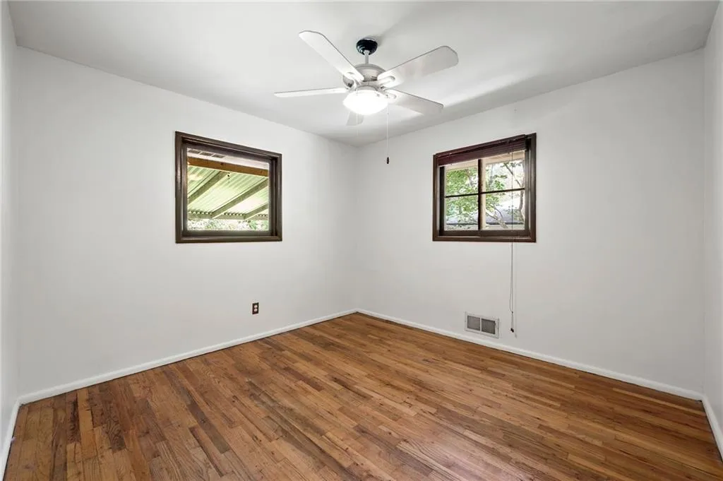 1146 Palafox Dr, Atlanta, Georgia 30324, 3 Bedrooms Bedrooms, ,1 BathroomBathrooms,Residential,For Sale,1146 Palafox Dr,7635339
