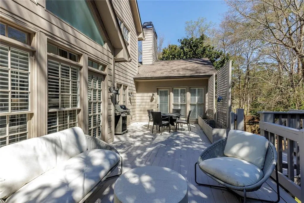 135 Belmont Trace, Atlanta, Georgia 30328, 4 Bedrooms Bedrooms, ,4 BathroomsBathrooms,Residential,Sold,135 Belmont Trace,7538548