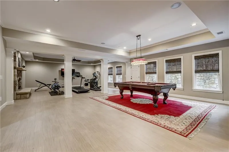 960 Fenimore Circle, Sandy Springs, Georgia 30350, 5 Bedrooms Bedrooms, ,6 BathroomsBathrooms,Residential,Sold,960 Fenimore Circle,6723842