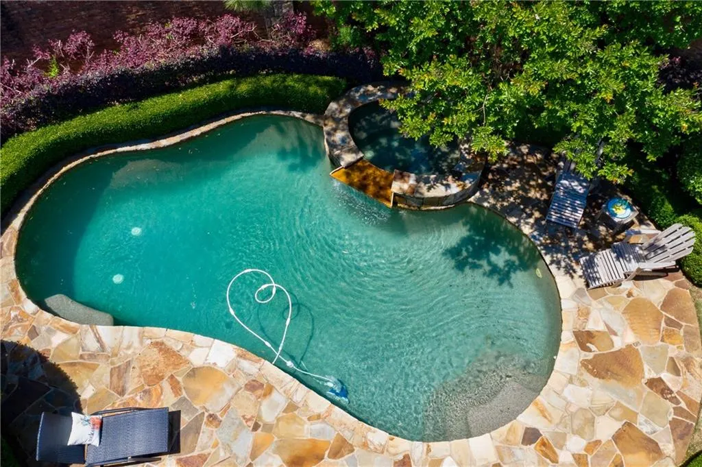 960 Fenimore Circle, Sandy Springs, Georgia 30350, 5 Bedrooms Bedrooms, ,6 BathroomsBathrooms,Residential,Sold,960 Fenimore Circle,6723842