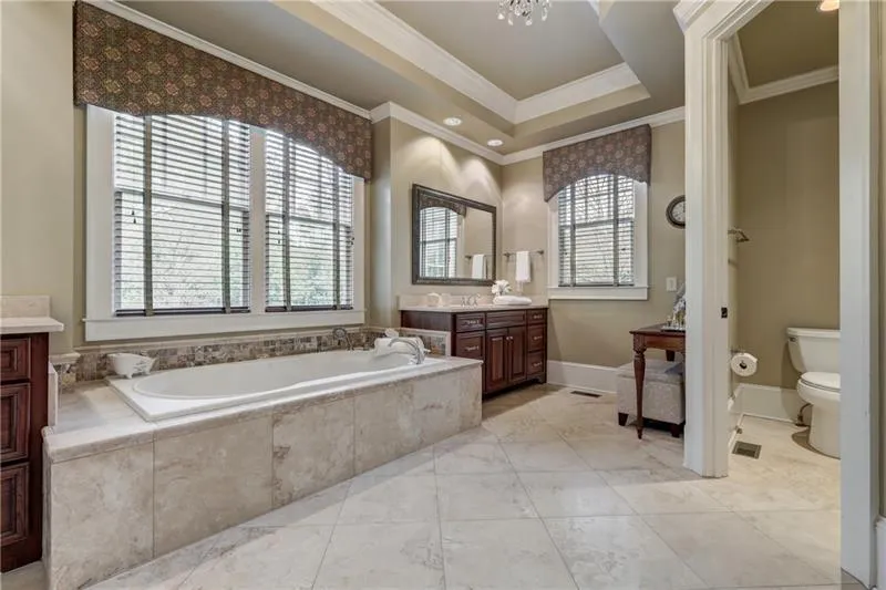 960 Fenimore Circle, Sandy Springs, Georgia 30350, 5 Bedrooms Bedrooms, ,6 BathroomsBathrooms,Residential,Sold,960 Fenimore Circle,6723842
