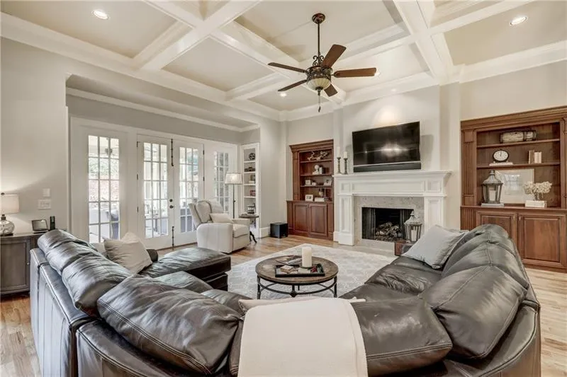 960 Fenimore Circle, Sandy Springs, Georgia 30350, 5 Bedrooms Bedrooms, ,6 BathroomsBathrooms,Residential,Sold,960 Fenimore Circle,6723842