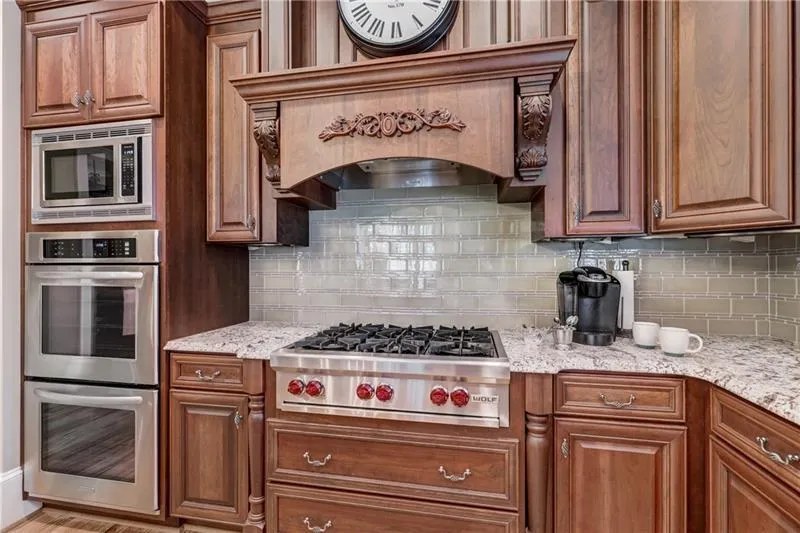 960 Fenimore Circle, Sandy Springs, Georgia 30350, 5 Bedrooms Bedrooms, ,6 BathroomsBathrooms,Residential,Sold,960 Fenimore Circle,6723842