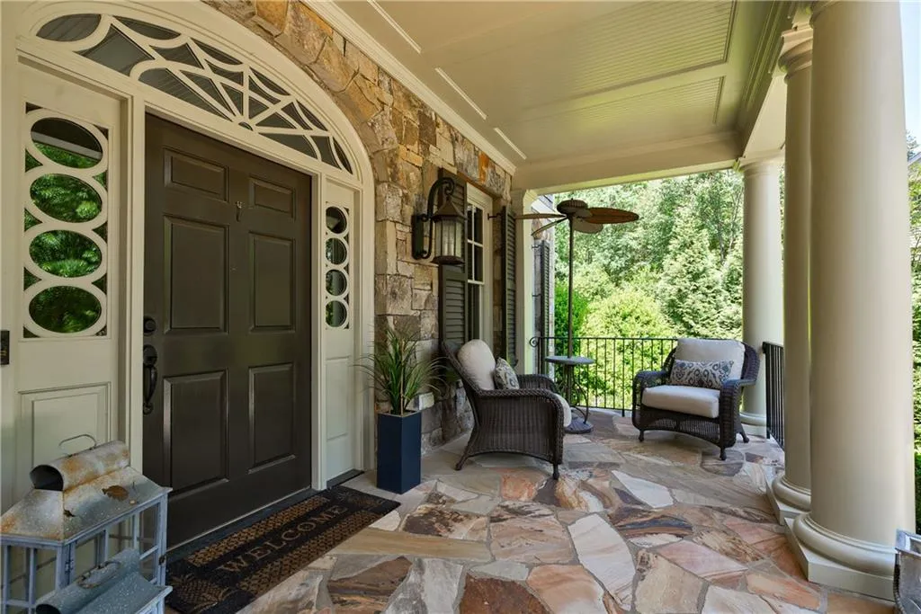 960 Fenimore Circle, Sandy Springs, Georgia 30350, 5 Bedrooms Bedrooms, ,6 BathroomsBathrooms,Residential,Sold,960 Fenimore Circle,6723842