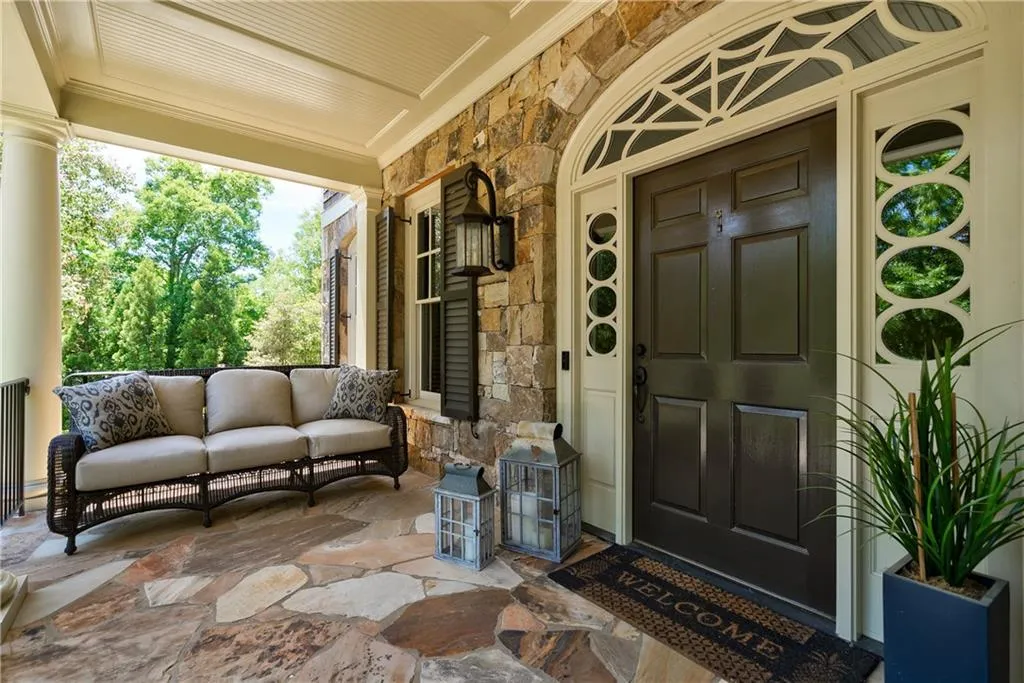 960 Fenimore Circle, Sandy Springs, Georgia 30350, 5 Bedrooms Bedrooms, ,6 BathroomsBathrooms,Residential,Sold,960 Fenimore Circle,6723842