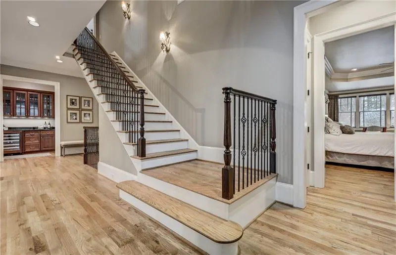 960 Fenimore Circle, Sandy Springs, Georgia 30350, 5 Bedrooms Bedrooms, ,6 BathroomsBathrooms,Residential,Sold,960 Fenimore Circle,6723842