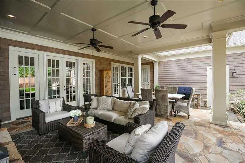 960 Fenimore Circle, Sandy Springs, Georgia 30350, 5 Bedrooms Bedrooms, ,6 BathroomsBathrooms,Residential,Sold,960 Fenimore Circle,6723842