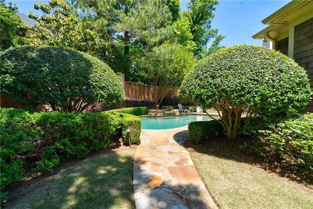 960 Fenimore Circle, Sandy Springs, Georgia 30350, 5 Bedrooms Bedrooms, ,6 BathroomsBathrooms,Residential,Sold,960 Fenimore Circle,6723842