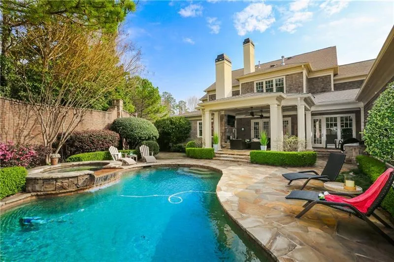 960 Fenimore Circle, Sandy Springs, Georgia 30350, 5 Bedrooms Bedrooms, ,6 BathroomsBathrooms,Residential,Sold,960 Fenimore Circle,6723842