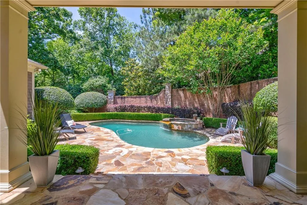 960 Fenimore Circle, Sandy Springs, Georgia 30350, 5 Bedrooms Bedrooms, ,6 BathroomsBathrooms,Residential,Sold,960 Fenimore Circle,6723842