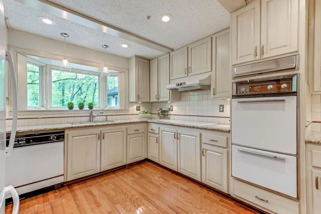 7865 Saddle Ridge Drive, Sandy Springs, Georgia 30350, 5 Bedrooms Bedrooms, ,3 BathroomsBathrooms,Residential,Sold,7865 Saddle Ridge Drive,6006543