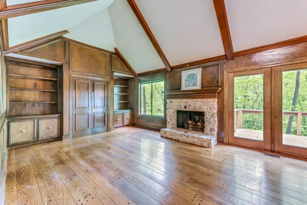 7865 Saddle Ridge Drive, Sandy Springs, Georgia 30350, 5 Bedrooms Bedrooms, ,3 BathroomsBathrooms,Residential,Sold,7865 Saddle Ridge Drive,6006543