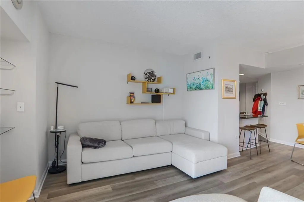 199 14th Street Northeast Street Ne Unit 2501, Atlanta, Georgia 30309, 1 Bedroom Bedrooms, ,1 BathroomBathrooms,Residential,For Sale,199 14th Street Northeast Street Ne Unit 2501,7605233