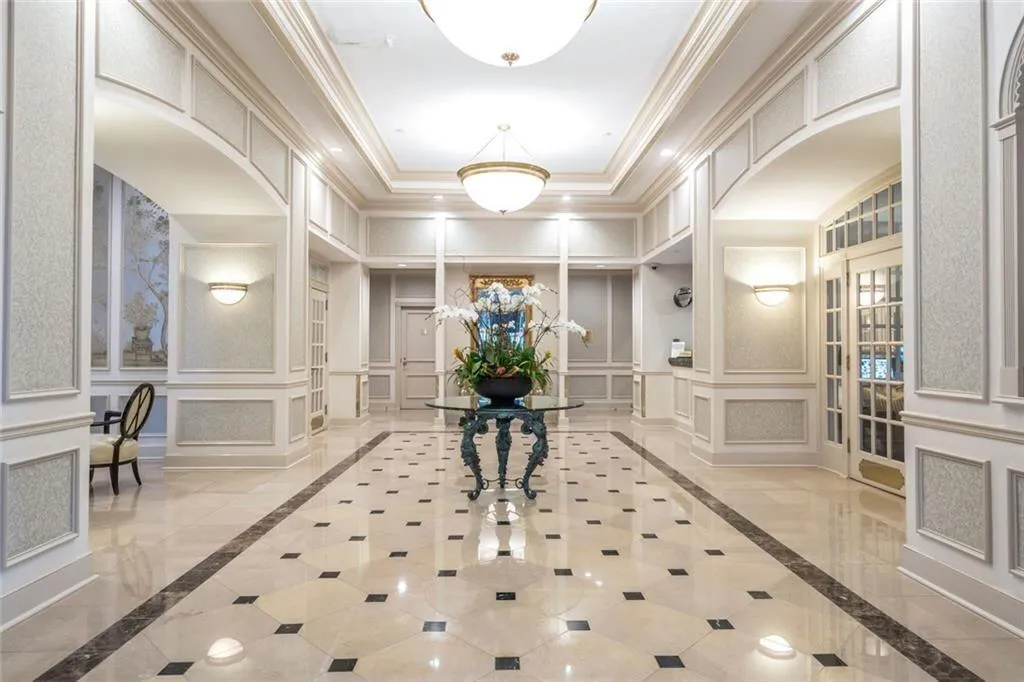 199 14th Street Northeast Street Ne Unit 2501, Atlanta, Georgia 30309, 1 Bedroom Bedrooms, ,1 BathroomBathrooms,Residential,For Sale,199 14th Street Northeast Street Ne Unit 2501,7605233