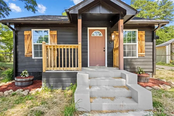 409 Calhoun Avenue Ne, Rome, Georgia 30161