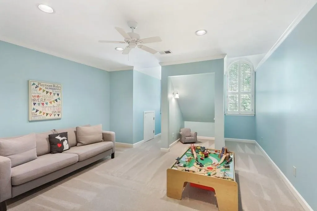 5490 New Wellington Close, Atlanta, Georgia 30327, 6 Bedrooms Bedrooms, ,5 BathroomsBathrooms,Residential,Sold,5490 New Wellington Close,6719325