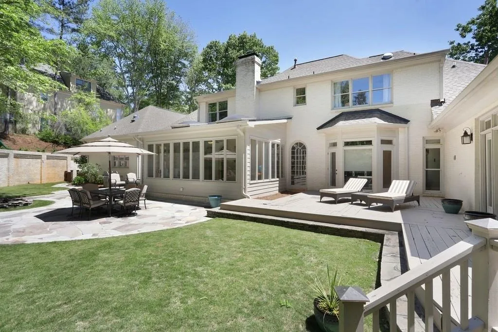 5490 New Wellington Close, Atlanta, Georgia 30327, 6 Bedrooms Bedrooms, ,5 BathroomsBathrooms,Residential,Sold,5490 New Wellington Close,6719325