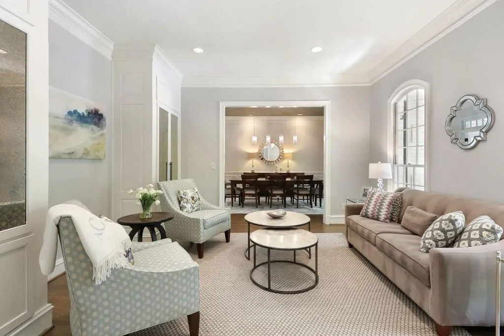 5490 New Wellington Close, Atlanta, Georgia 30327, 6 Bedrooms Bedrooms, ,5 BathroomsBathrooms,Residential,Sold,5490 New Wellington Close,6719325