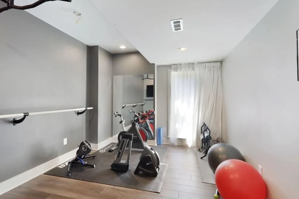 5490 New Wellington Close, Atlanta, Georgia 30327, 6 Bedrooms Bedrooms, ,5 BathroomsBathrooms,Residential,Sold,5490 New Wellington Close,6719325