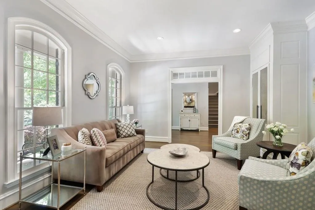 5490 New Wellington Close, Atlanta, Georgia 30327, 6 Bedrooms Bedrooms, ,5 BathroomsBathrooms,Residential,Sold,5490 New Wellington Close,6719325