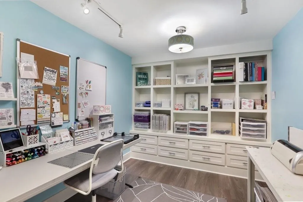 5490 New Wellington Close, Atlanta, Georgia 30327, 6 Bedrooms Bedrooms, ,5 BathroomsBathrooms,Residential,Sold,5490 New Wellington Close,6719325