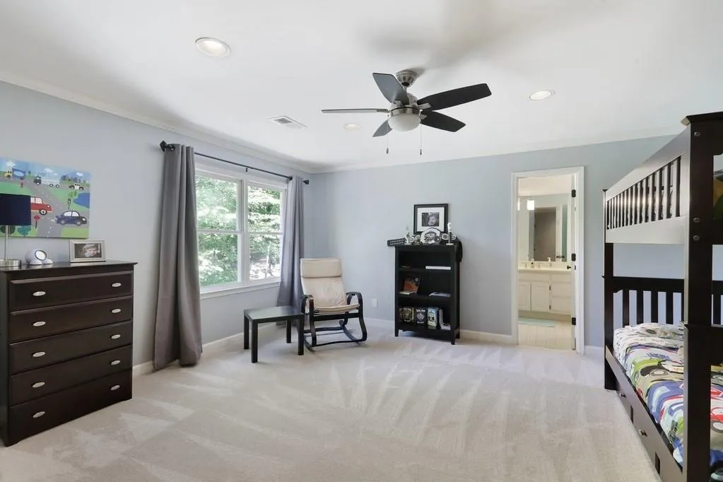 5490 New Wellington Close, Atlanta, Georgia 30327, 6 Bedrooms Bedrooms, ,5 BathroomsBathrooms,Residential,Sold,5490 New Wellington Close,6719325