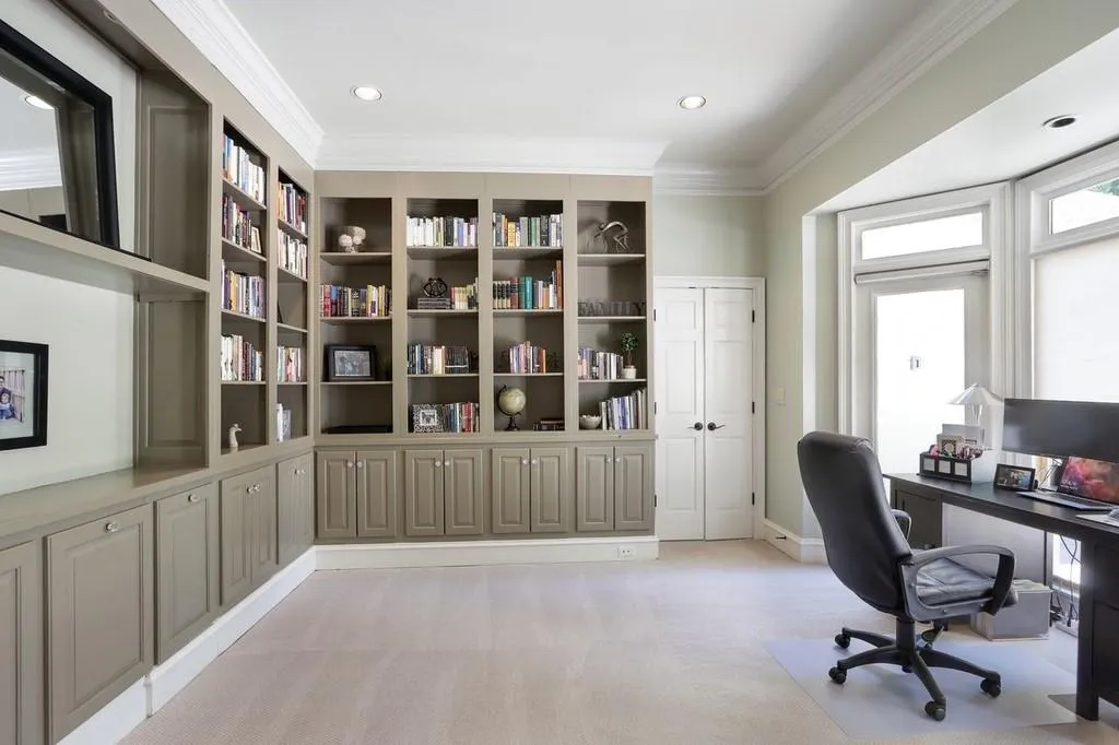 5490 New Wellington Close, Atlanta, Georgia 30327, 6 Bedrooms Bedrooms, ,5 BathroomsBathrooms,Residential,Sold,5490 New Wellington Close,6719325