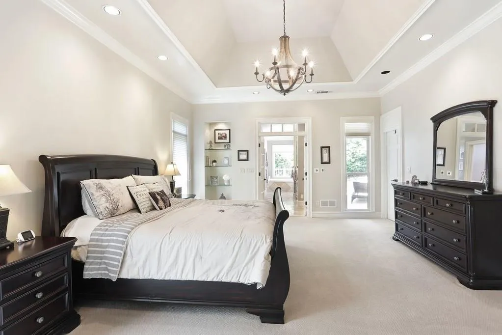 5490 New Wellington Close, Atlanta, Georgia 30327, 6 Bedrooms Bedrooms, ,5 BathroomsBathrooms,Residential,Sold,5490 New Wellington Close,6719325