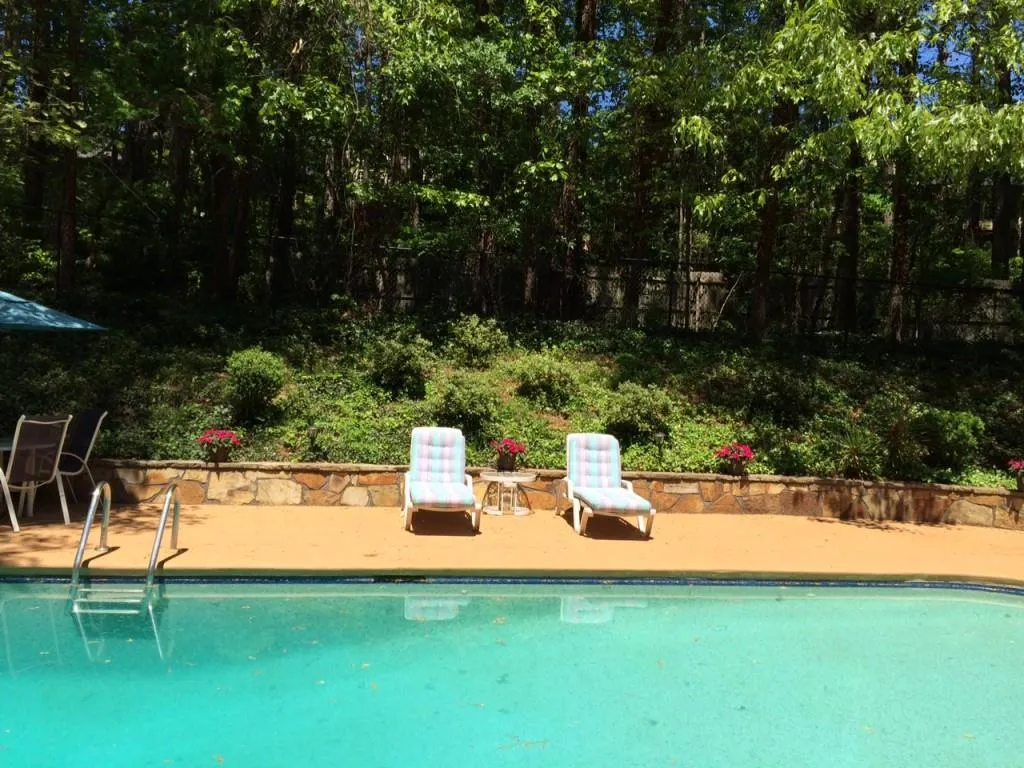 680 Spalding Drive Ne, Sandy Springs, Georgia 30328, 6 Bedrooms Bedrooms, ,3 BathroomsBathrooms,Residential,Sold,680 Spalding Drive Ne,5681183