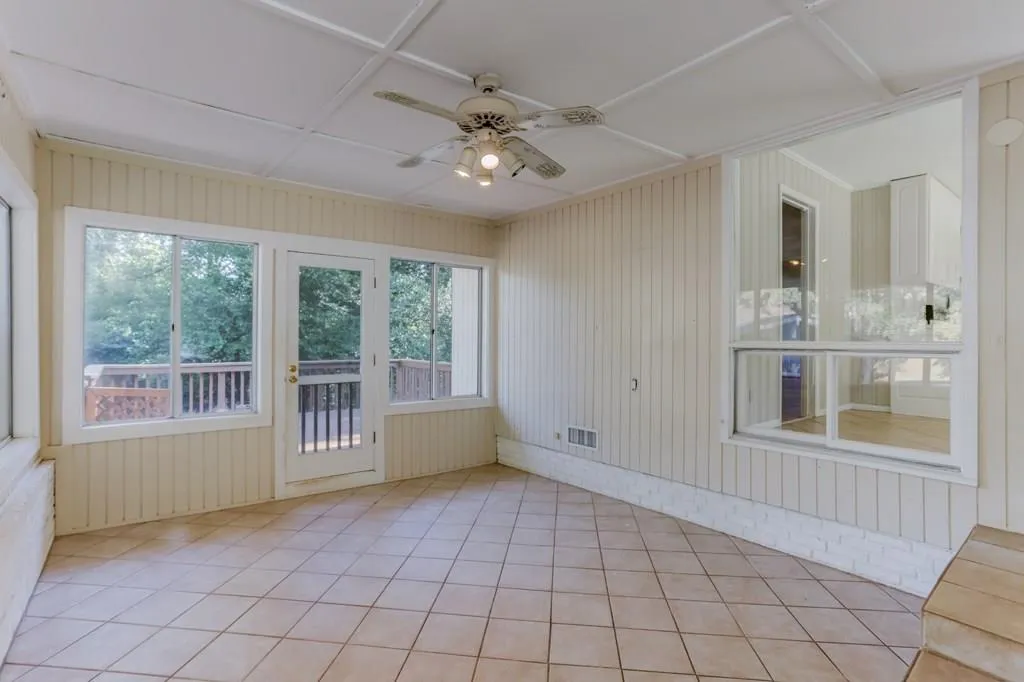 6855 Sunny Brook Lane, Sandy Springs, Georgia 30328, 3 Bedrooms Bedrooms, ,2 BathroomsBathrooms,Residential,Sold,6855 Sunny Brook Lane,6090358