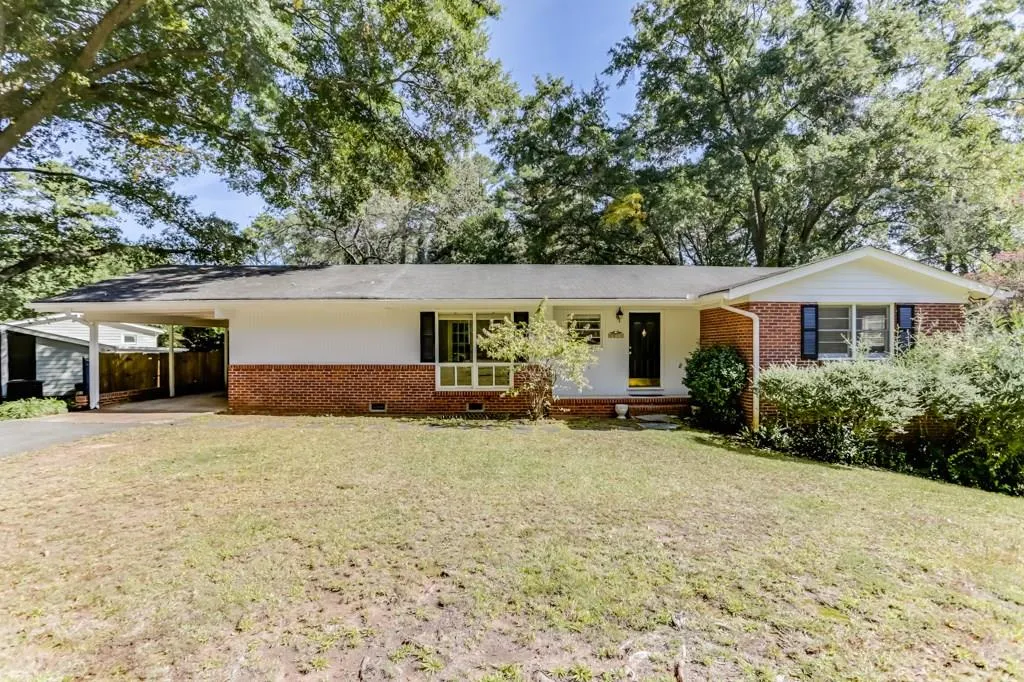 6855 Sunny Brook Lane, Sandy Springs, Georgia 30328, 3 Bedrooms Bedrooms, ,2 BathroomsBathrooms,Residential,Sold,6855 Sunny Brook Lane,6090358