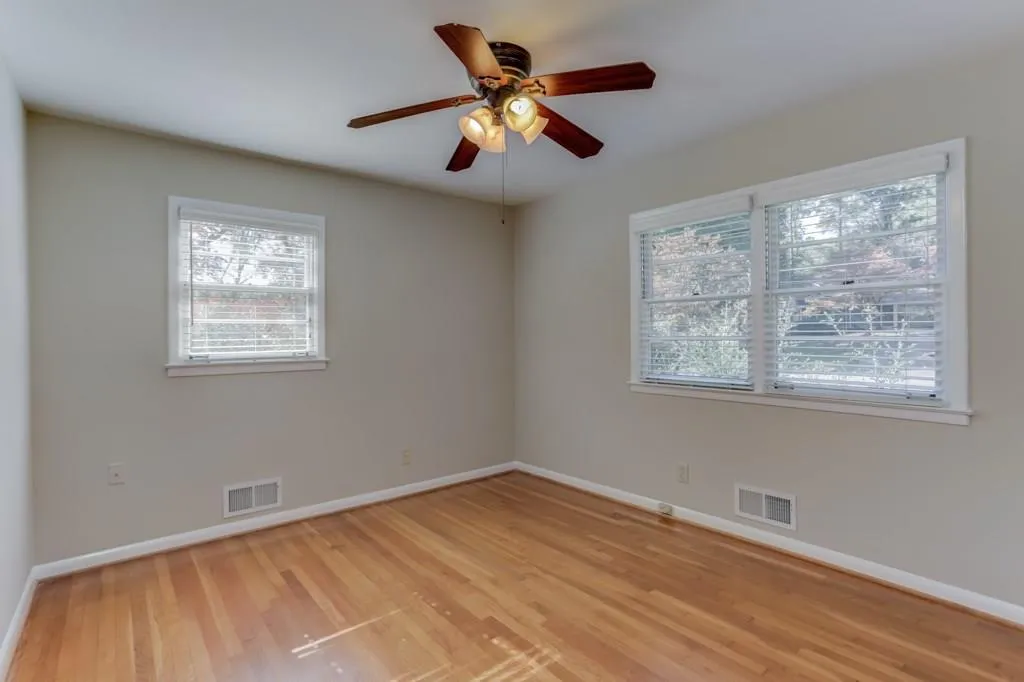 6855 Sunny Brook Lane, Sandy Springs, Georgia 30328, 3 Bedrooms Bedrooms, ,2 BathroomsBathrooms,Residential,Sold,6855 Sunny Brook Lane,6090358