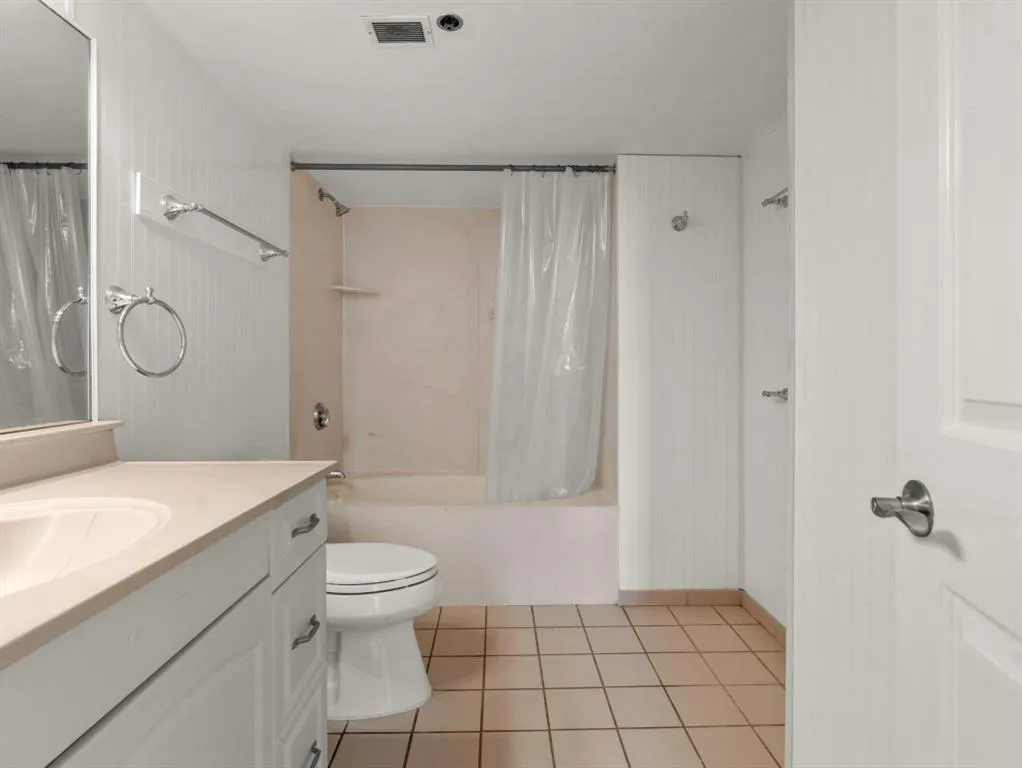 2870 Pharr Court South Nw Unit 2901, Atlanta, Georgia 30305, 2 Bedrooms Bedrooms, ,2 BathroomsBathrooms,Residential,For Sale,2870 Pharr Court South Nw Unit 2901,7627533