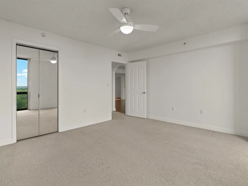 2870 Pharr Court South Nw Unit 2901, Atlanta, Georgia 30305, 2 Bedrooms Bedrooms, ,2 BathroomsBathrooms,Residential,For Sale,2870 Pharr Court South Nw Unit 2901,7627533